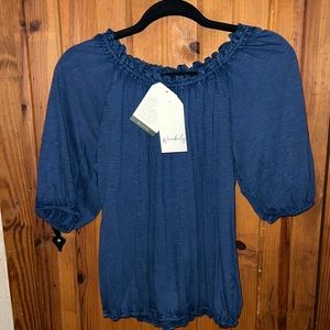 New with tag Indigo Blue Top scoop neck